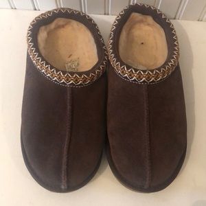 Ugg slippers